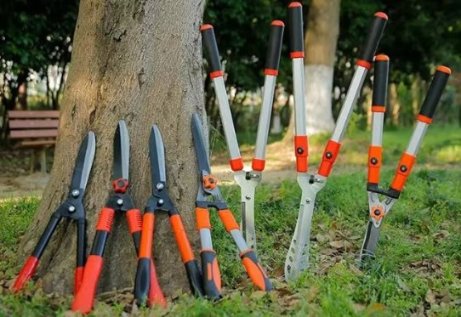 GARDEN TOOLS